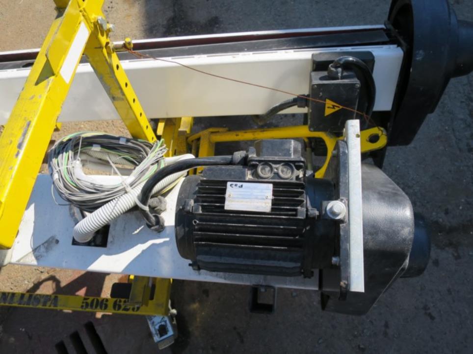 Prumyslových robotu-4